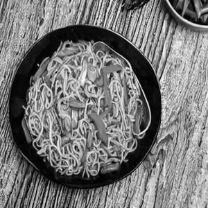 Chicken Schezwan Noodles