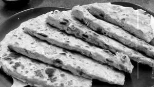 Paneer Paratha Tandoori 