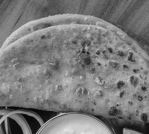Gobi Tawa Paratha
