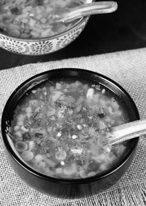 Veg talumein soup