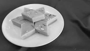 Mawa Kesar Barfi
