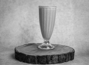 Banana & Strawberry Yogurt Smoothie