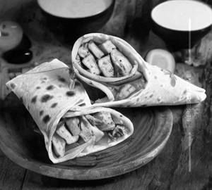 Peri Peri Paneer Wrap