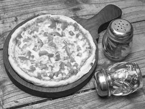 Cheese Tomato Pizza