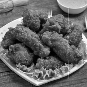 Crispy Bonless Chicken Bucket