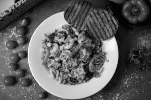 Non Veg Holistic Health Salad