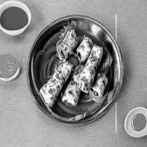 Paneer Reshmi Tikka Cheese Roll