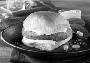 Makkapalak Vadapav