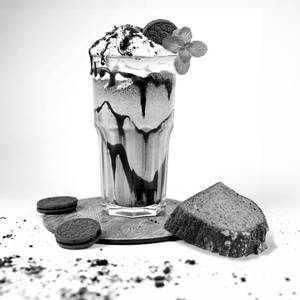 Oreo Mint Shake Combo (With Banana Walnut Cake)