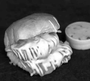 Meyo masala vada pav
