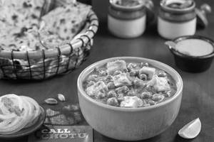 Mattar Paneer