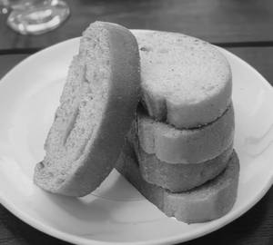Elaichi Rusk