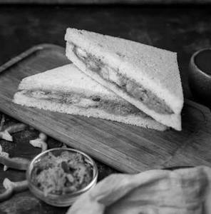 Chicken Tikka Cheese Sandwich (1 Pc)
