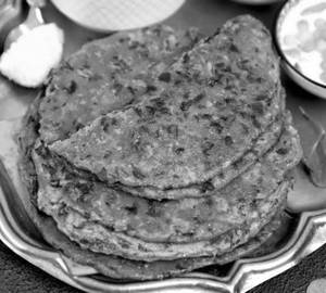 Methi paratha (Pack of 2)