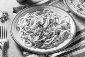 Veg Spaghetti Aglio Olio Pasta