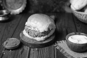 Crunchy Mumbai Vadapav