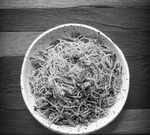 Veg hakka noodles
