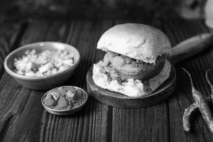 Mumbai Vadapav