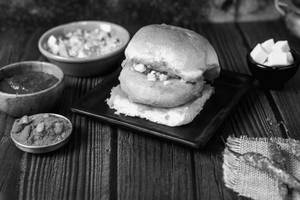 Maska Vadapav