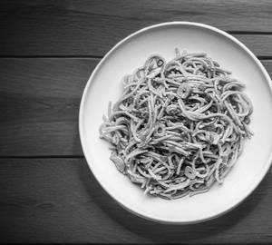 Burnt garlic noodles