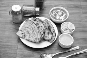 Dal Makhani Lotus Meal