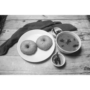 2 Vada with Sambar