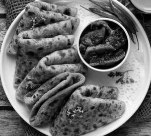 Aloo Pyaaz Paratha