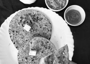 dalmoth paratha