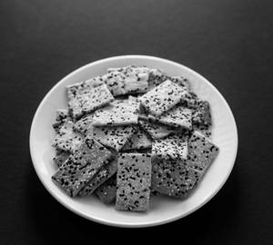 Sesame Sourdough Crackers