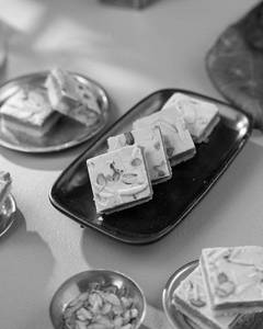 Kova Pista Barfi