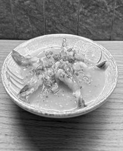 Grilled Prawns In Lemon Butter Garlic Sauce
