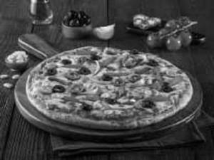 Veggie Paradise Pizza