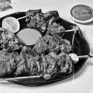 Rumali Chicken Pudina Tikka Hot & Spicy Sharwma Cheese