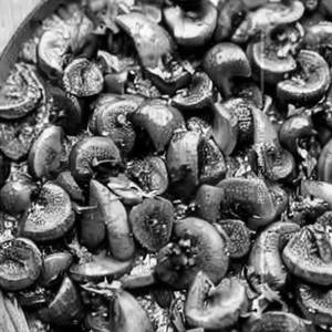 Mushroom In Hot Garlic