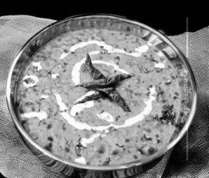 Lasooni Dal Tadka