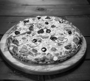 Regular Veg Supreme Pizza