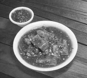 Chili Paneer Gravy 8 Pcs