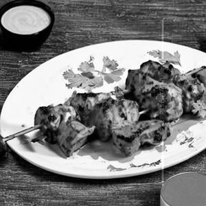 Rumali Chicken Tikka Sezwan Sharwma Cheese