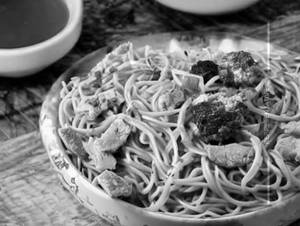 Chicken Burnt Garlic Noodles