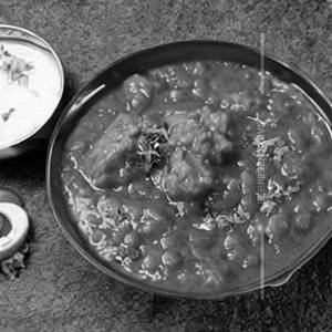 Dal Kolhapuri