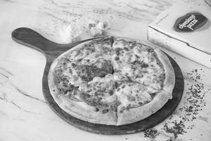 Cheesy Chicken Pizza