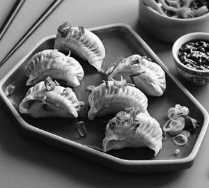 Chicken momos