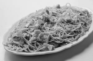 Chicken and prawn noodles
