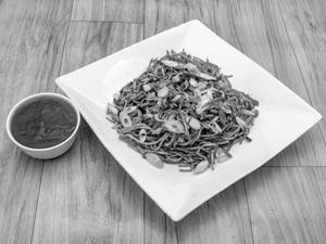 Veg noodles half