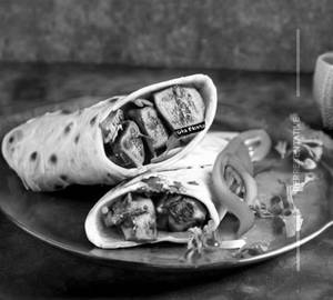 Paneer Bhuna Roll