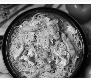 Egg Chicken Noodles