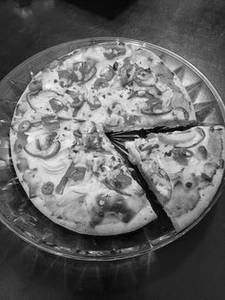 Onion Capsicum Pizza [7 inches]