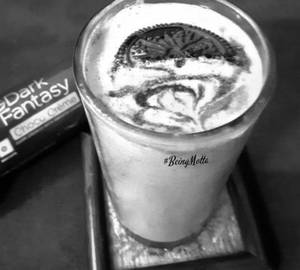 Dark fantasy milkshake