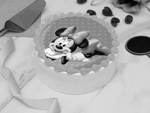Minnie Mouse Photo Cake