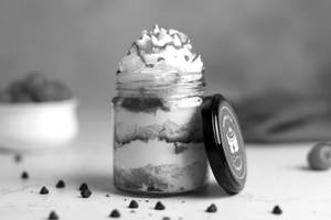 Strawberry Jar Cake